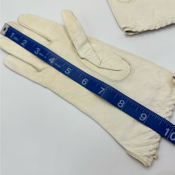 Strawbridge & Clothier 8 Real Kid Leather Washable Bone Pearl Leather Gloves - Picture 10 of 12